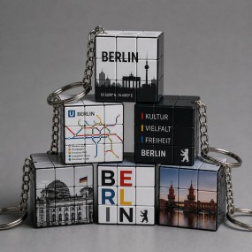 Zauberwürfel Rubik’s Cube 3x3x3 Größe 5,7cm*5,7cm*5,7cm...